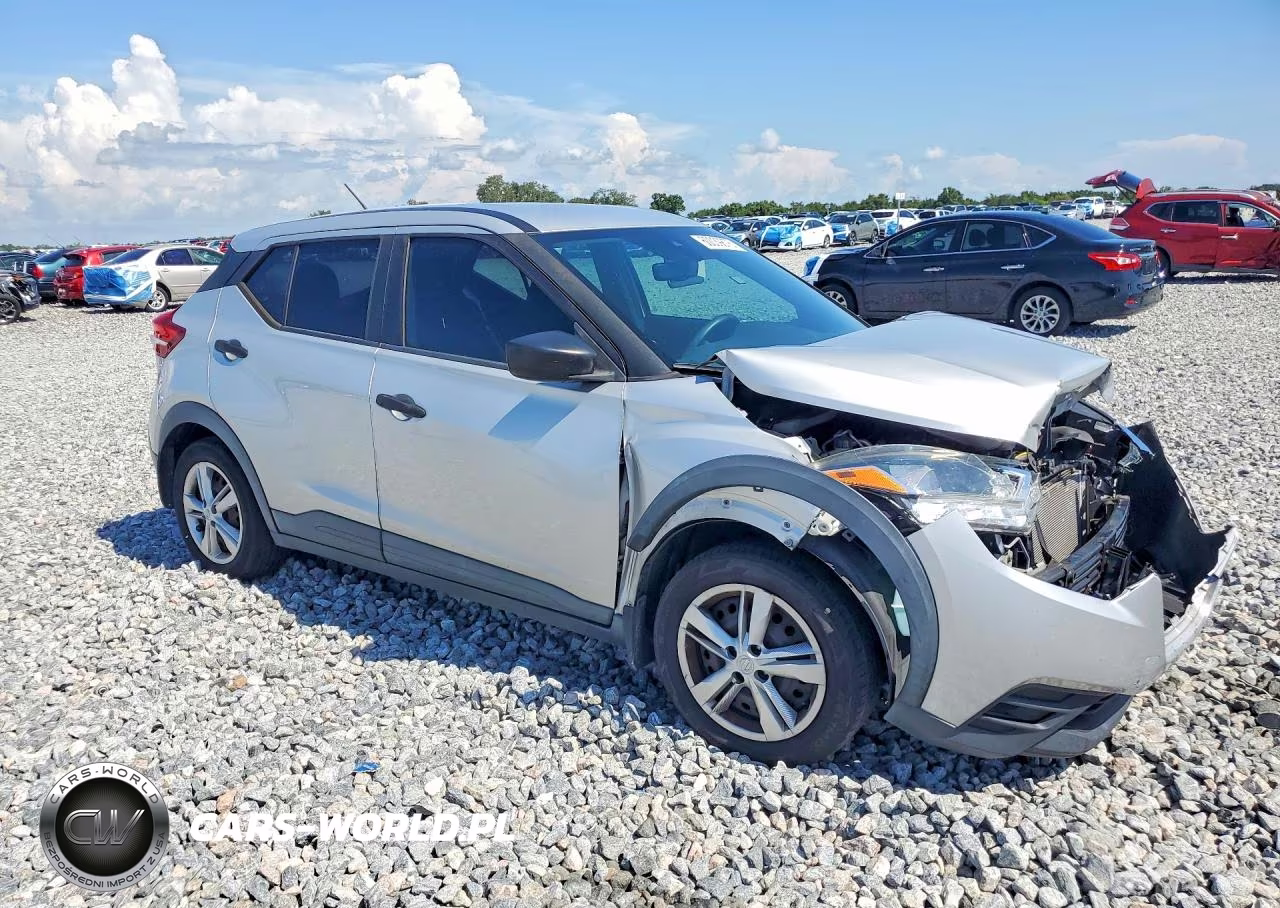 2020 Nissan Kicks S VIN:3N1CP5BV7LL532385 - 4