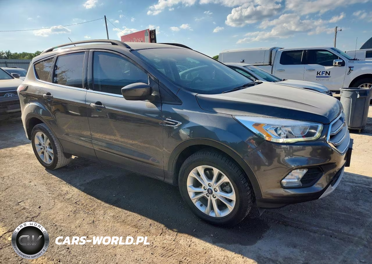 2017 Ford Escape Se VIN:1FMCU9GD1HUA82173 - 4