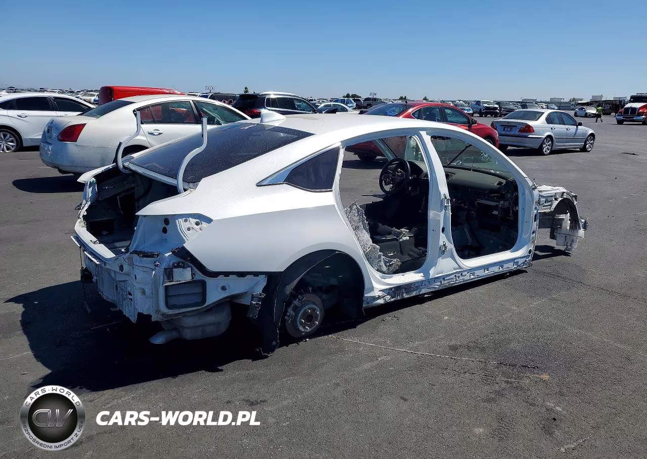 2020 Honda Accord Touring Hybrid VIN:1HGCV3F9XLA003834 - 3