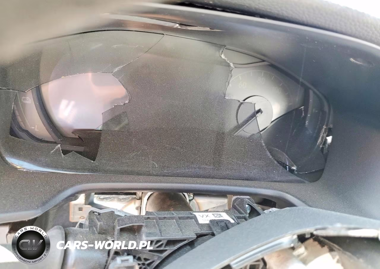 2020 Honda Accord Touring Hybrid VIN:1HGCV3F9XLA003834 - 9