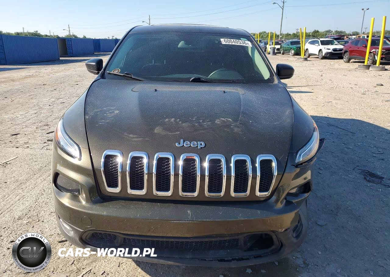 2015 Jeep Cherokee Sport VIN:1C4PJMABXFW503981 - 5
