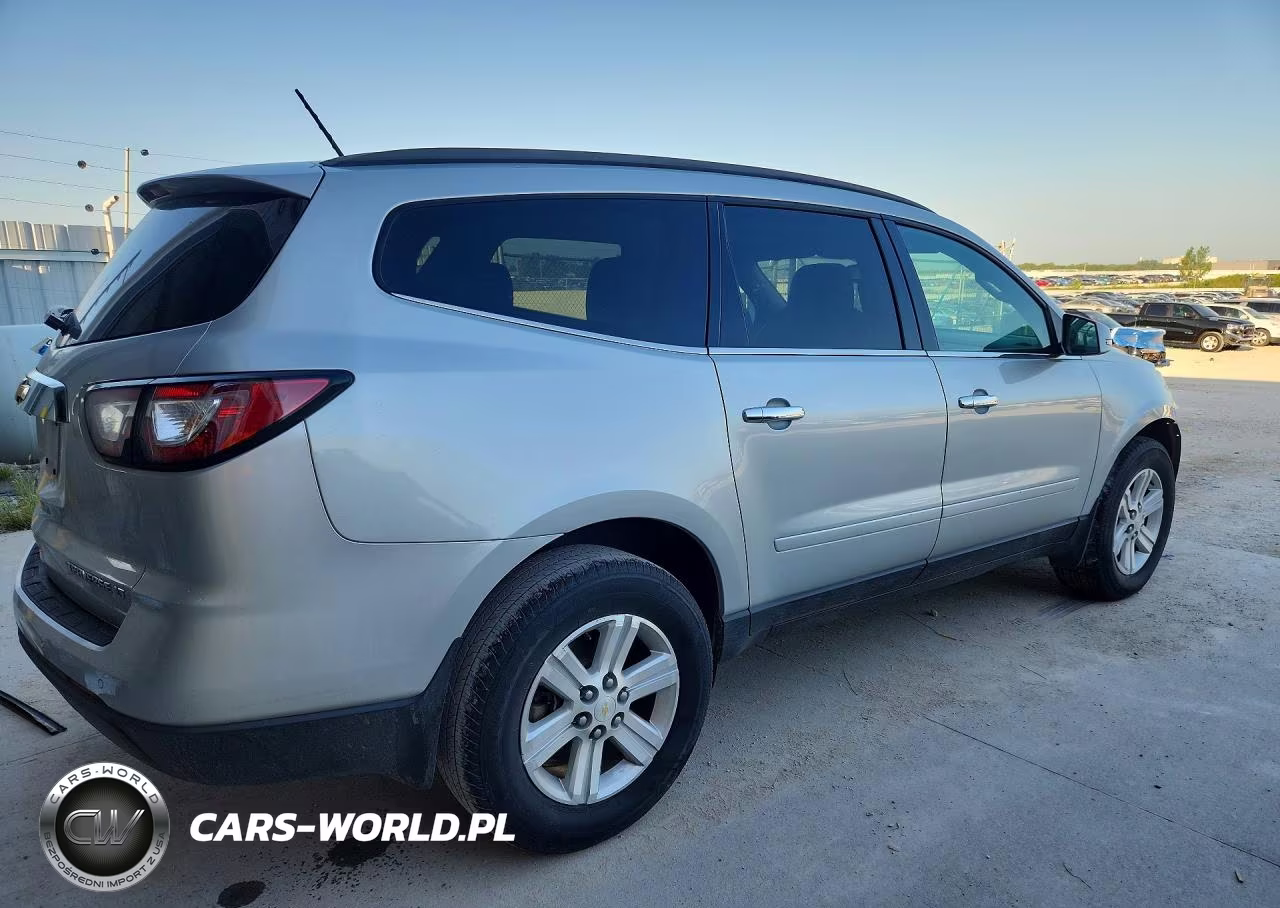 2013 Chevrolet Traverse Lt VIN:1GNKRGKD6DJ184858 - 3