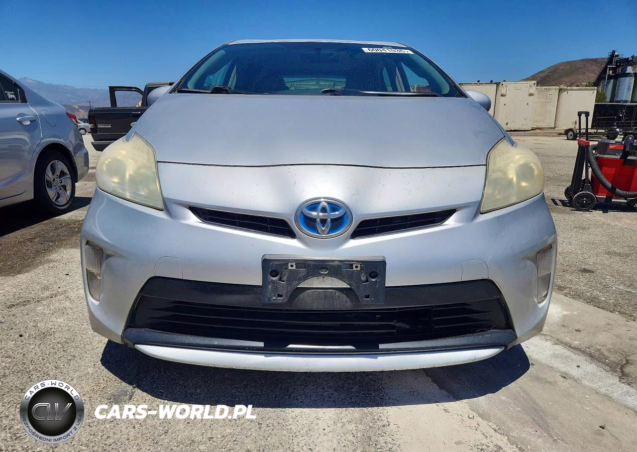 2012 Toyota Prius Two VIN:JTDKN3DU3C5383514 - 5