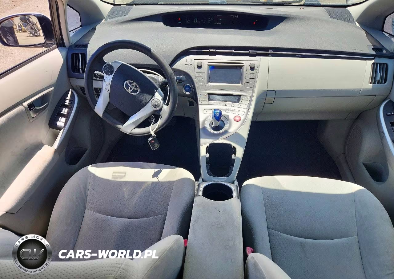 2012 Toyota Prius Two VIN:JTDKN3DU3C5383514 - 8