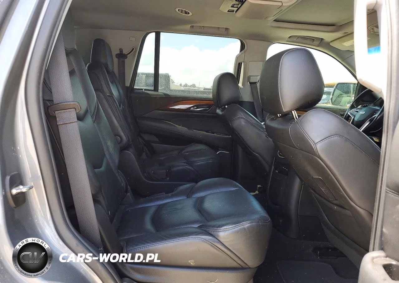 2019 Cadillac Escalade Luxury VIN:1GYS3BKJ3KR342178 - 11