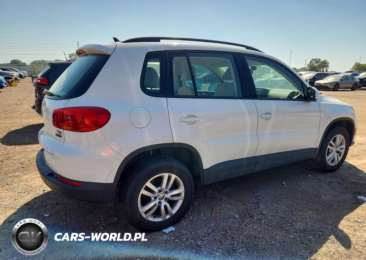 2017 Volkswagen Tiguan S VIN:WVGBV7AXXHW510908 - 3
