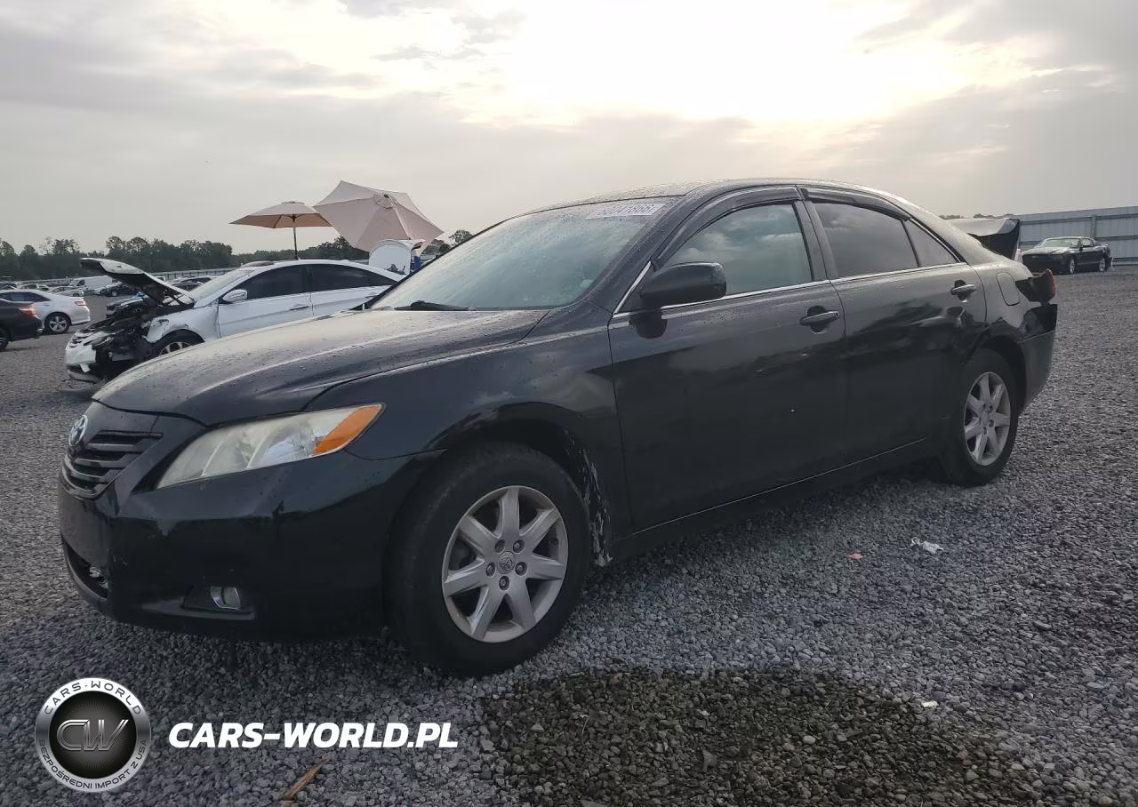 2007 Toyota Camry Le – zdjęcie 1 z 12