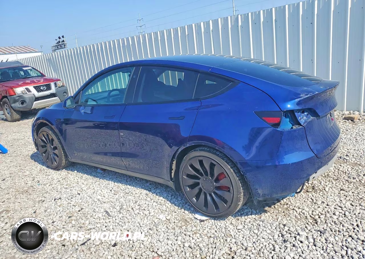 2023 Tesla Model Y VIN:7SAYGDEF0PF870221 - 2
