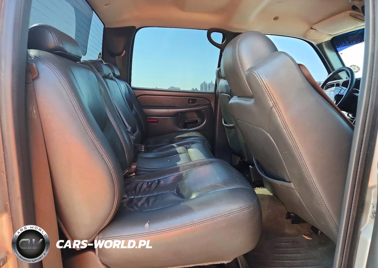 2004 GMC Sierra C2500 Heavy Duty VIN:1GTHC23U94F236265 - 10