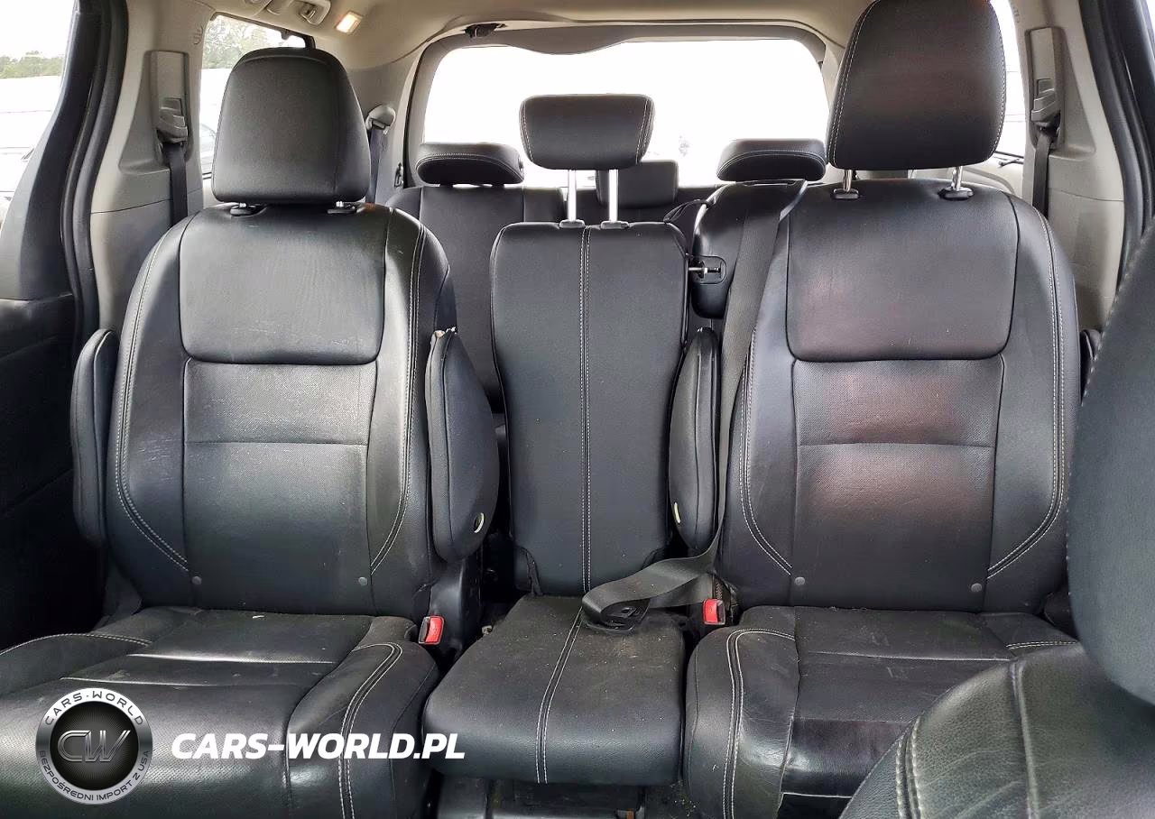 2015 Toyota Sienna Sport VIN:5TDXK3DC1FS613829 - 10