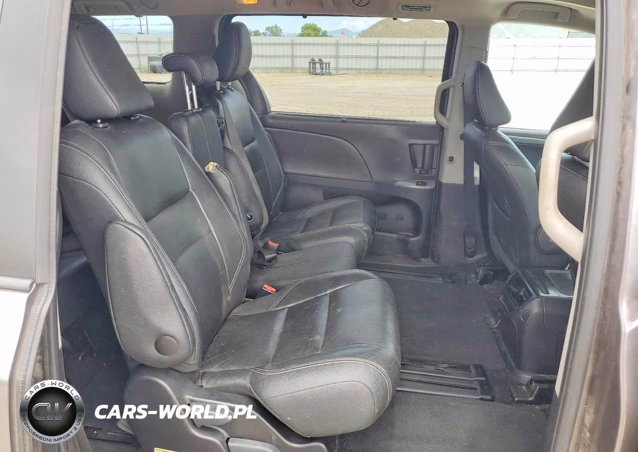 2015 Toyota Sienna Sport VIN:5TDXK3DC1FS613829 - 11
