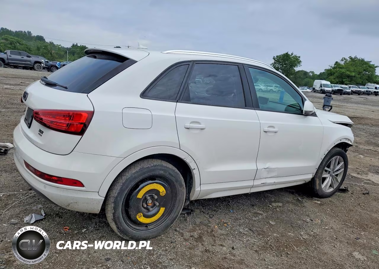 2017 Audi Q3 Premium VIN:WA1ECCFS0HR015557 - 3