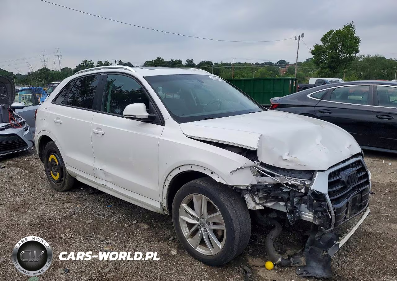 2017 Audi Q3 Premium VIN:WA1ECCFS0HR015557 - 4