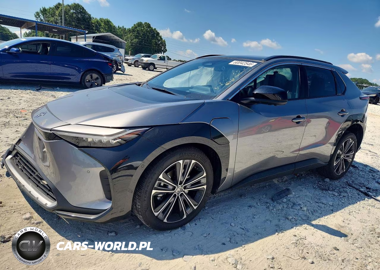 2024 Toyota Bz4X Xle – zdjęcie 1 z 12