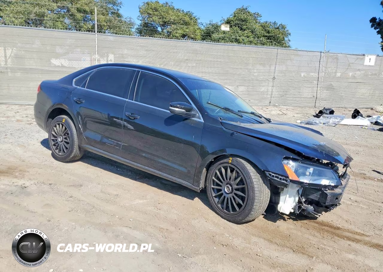 2013 Volkswagen Passat Se VIN:1VWBN7A31DC049270 - 4