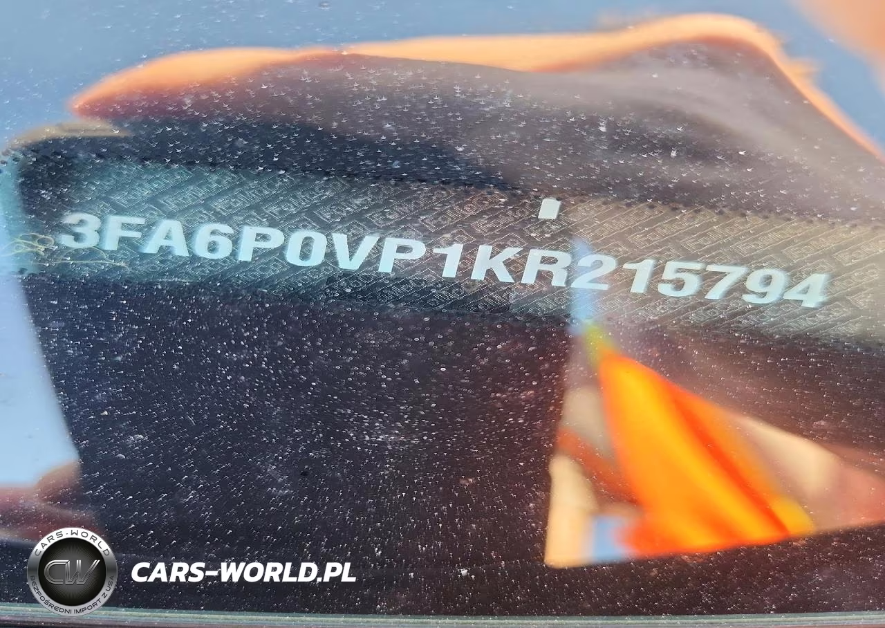 2019 Ford Fusion Sport VIN:3FA6P0VP1KR215794 - 12
