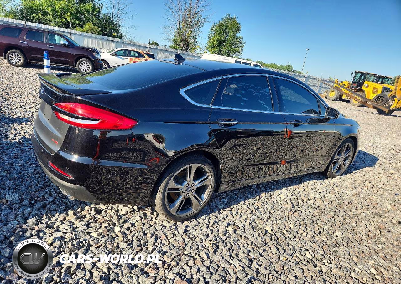 2019 Ford Fusion Sport VIN:3FA6P0VP1KR215794 - 3