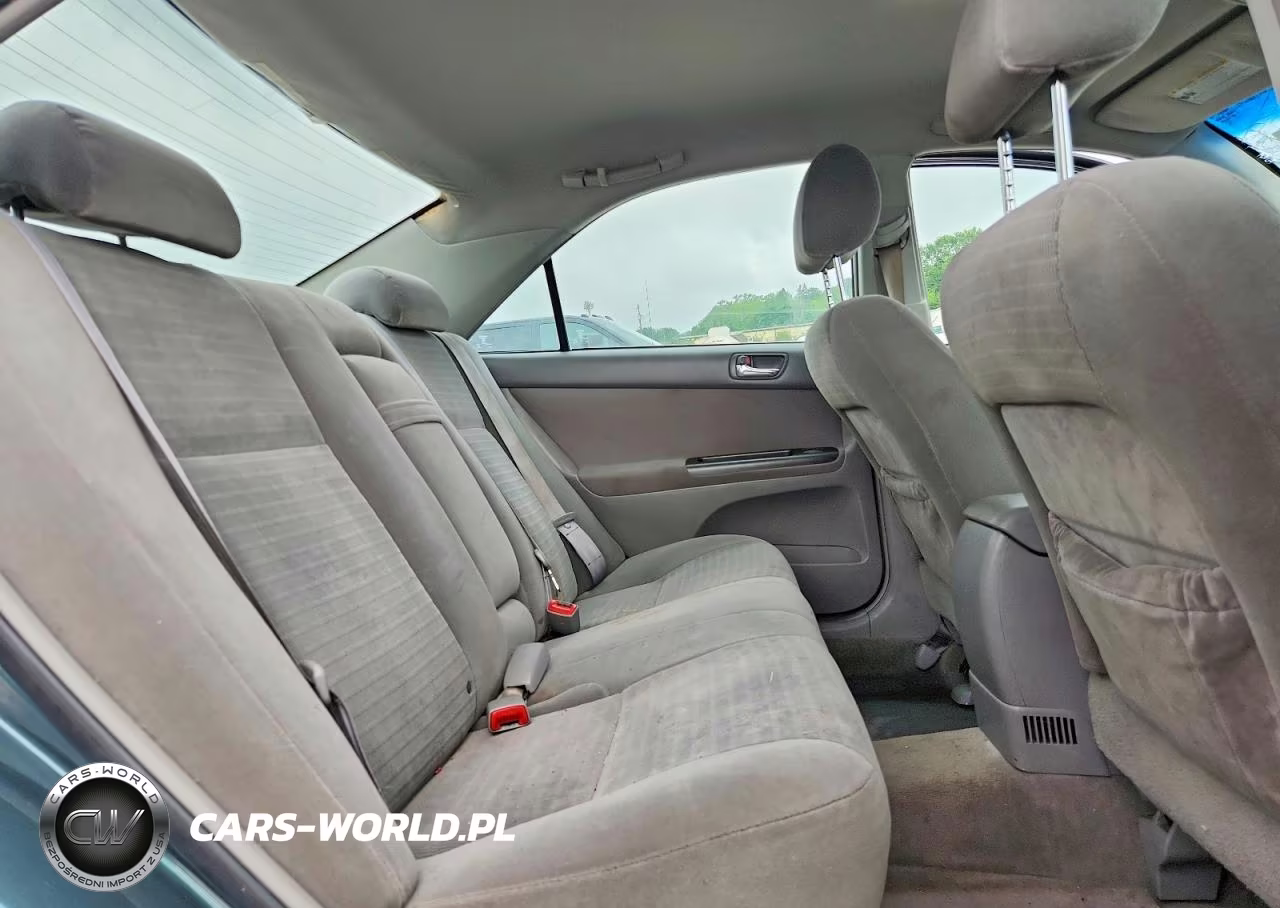 2005 Toyota Camry Le VIN:4T1BE32K05U397960 - 10