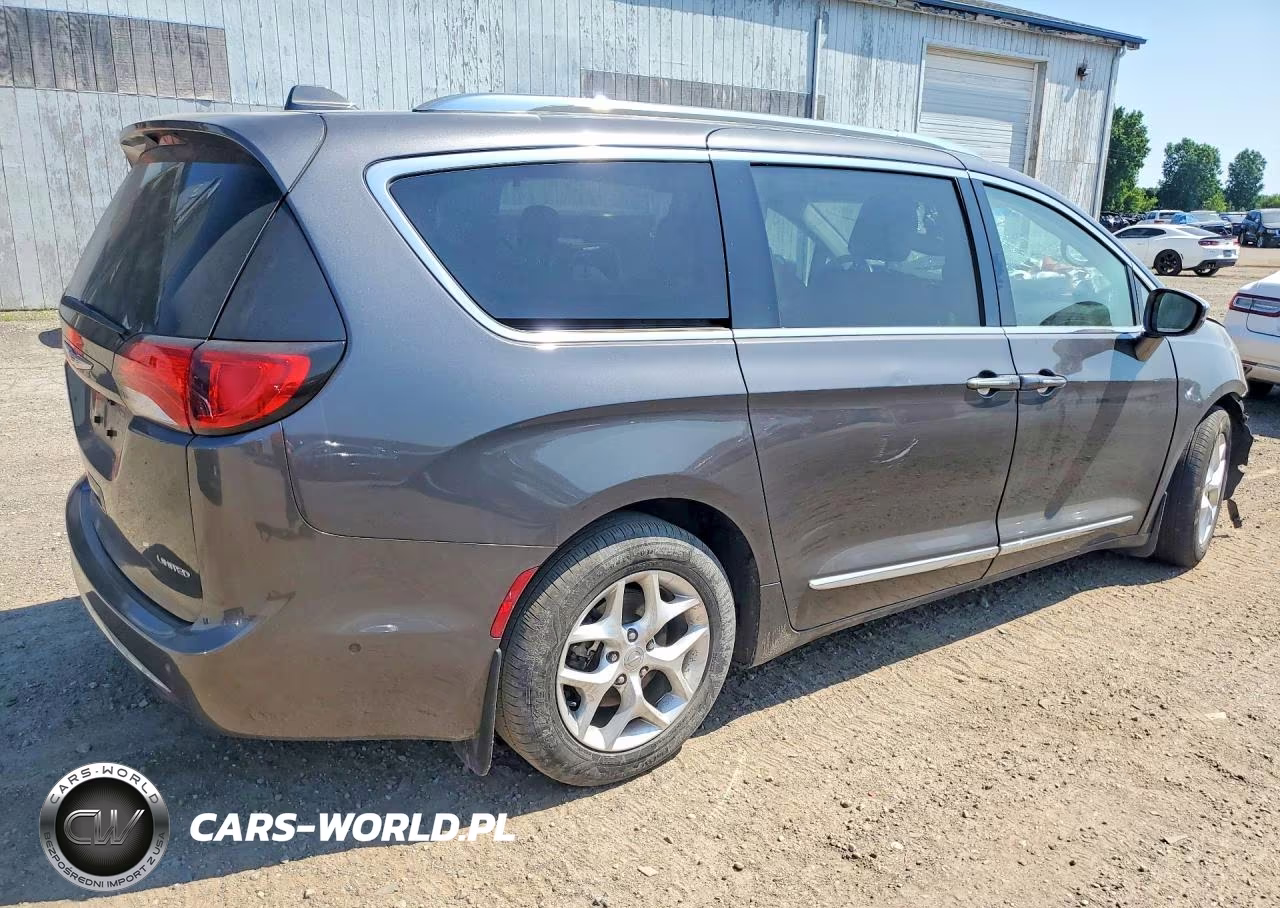 2020 Chrysler Pacifica Limited VIN:2C4RC1GG3LR117234 - 3