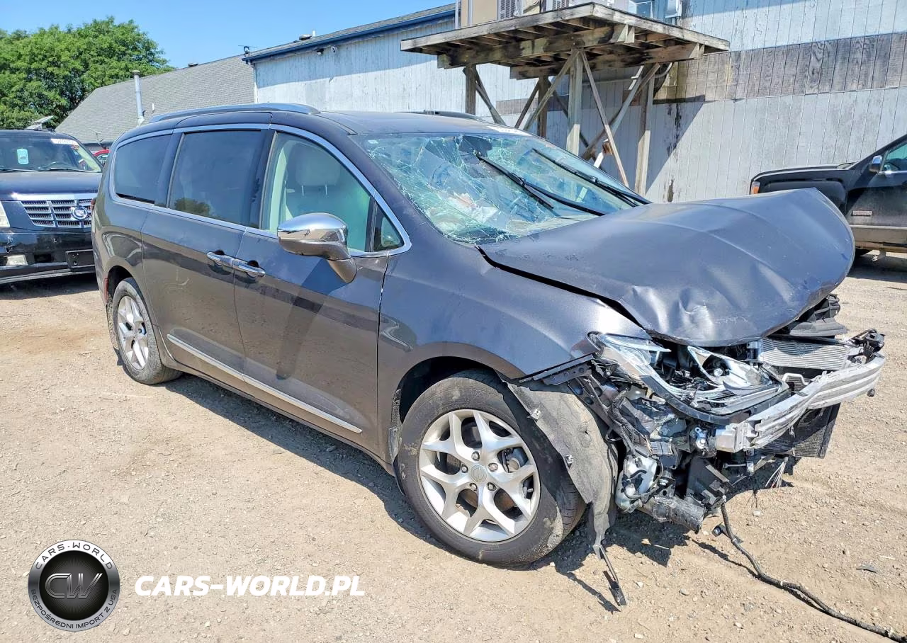 2020 Chrysler Pacifica Limited VIN:2C4RC1GG3LR117234 - 4