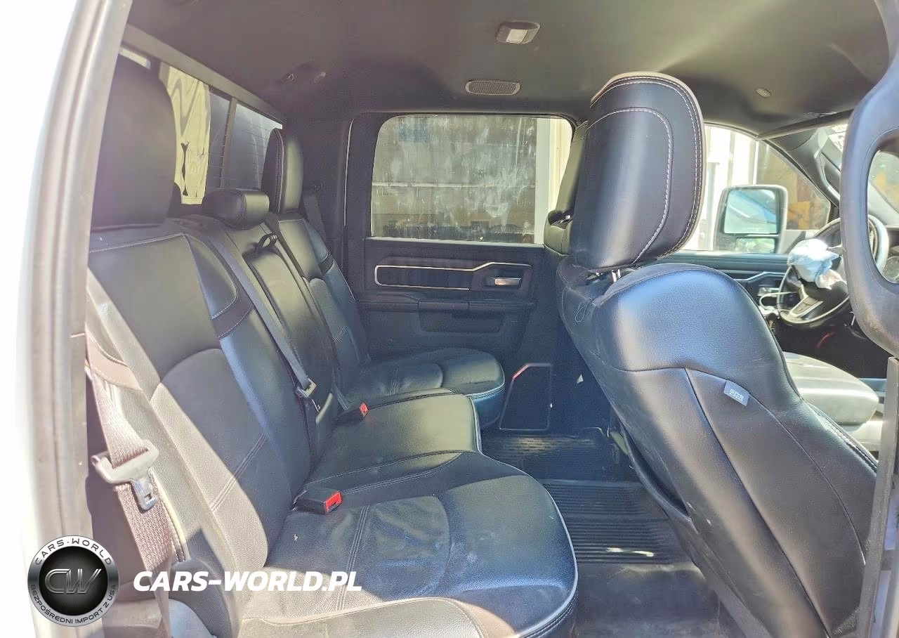 2023 Ram 2500 Laramie VIN:3C6UR5FJ5PG617640 - 11