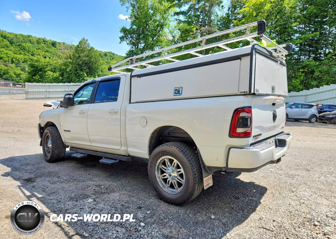 2023 Ram 2500 Laramie VIN:3C6UR5FJ5PG617640 - 2