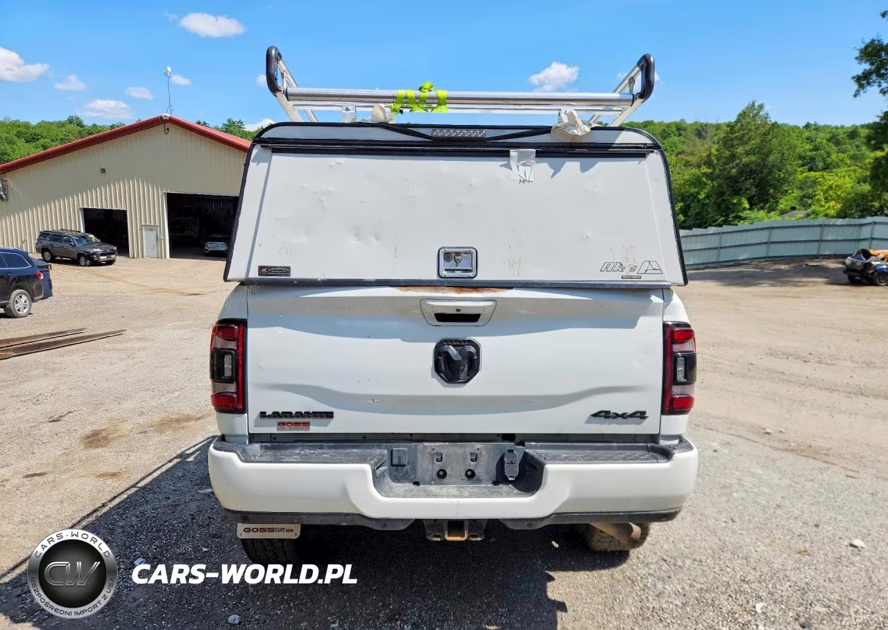 2023 Ram 2500 Laramie VIN:3C6UR5FJ5PG617640 - 6