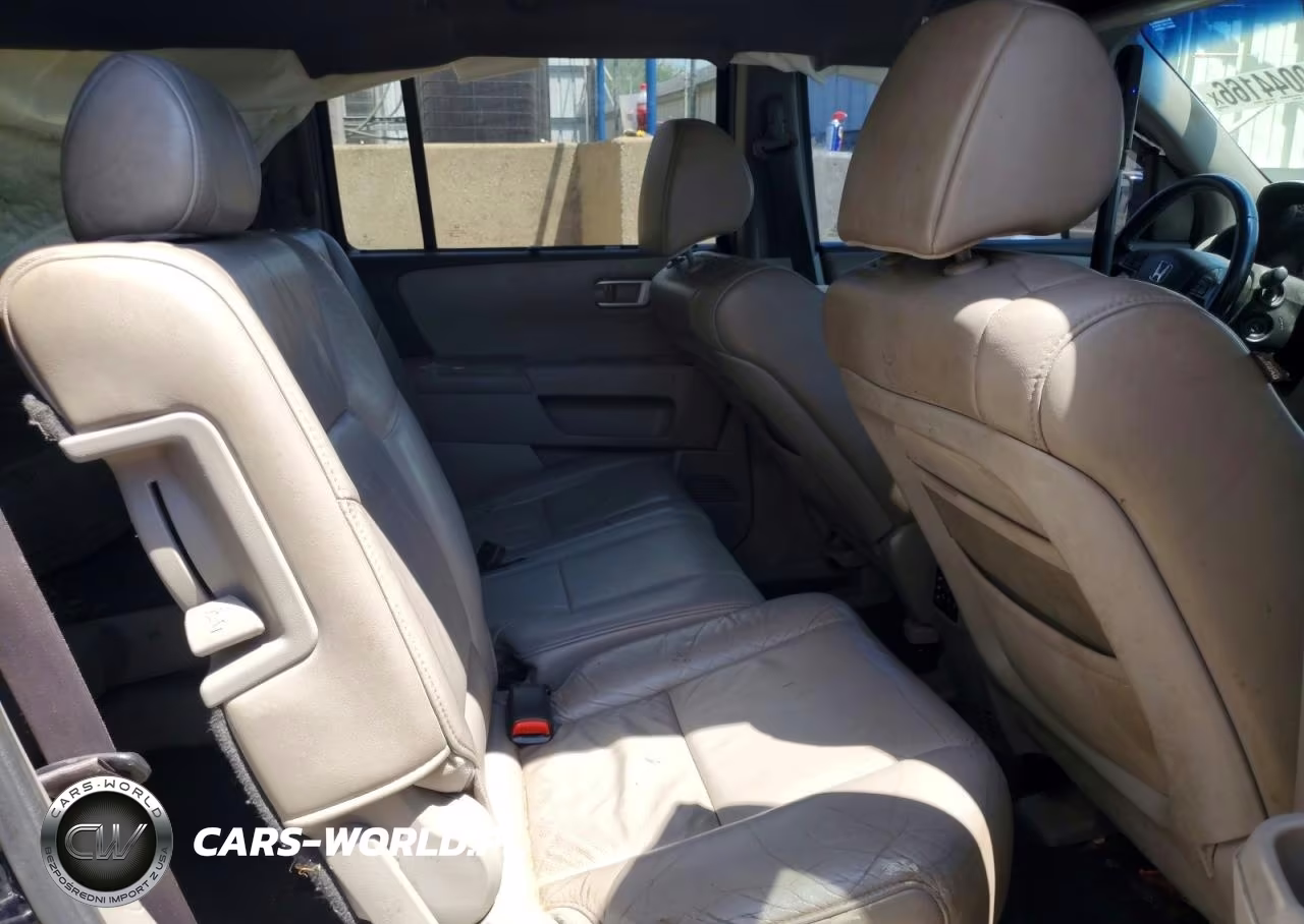2011 Honda Pilot Touring VIN:5FNYF4H91BB077380 - 11