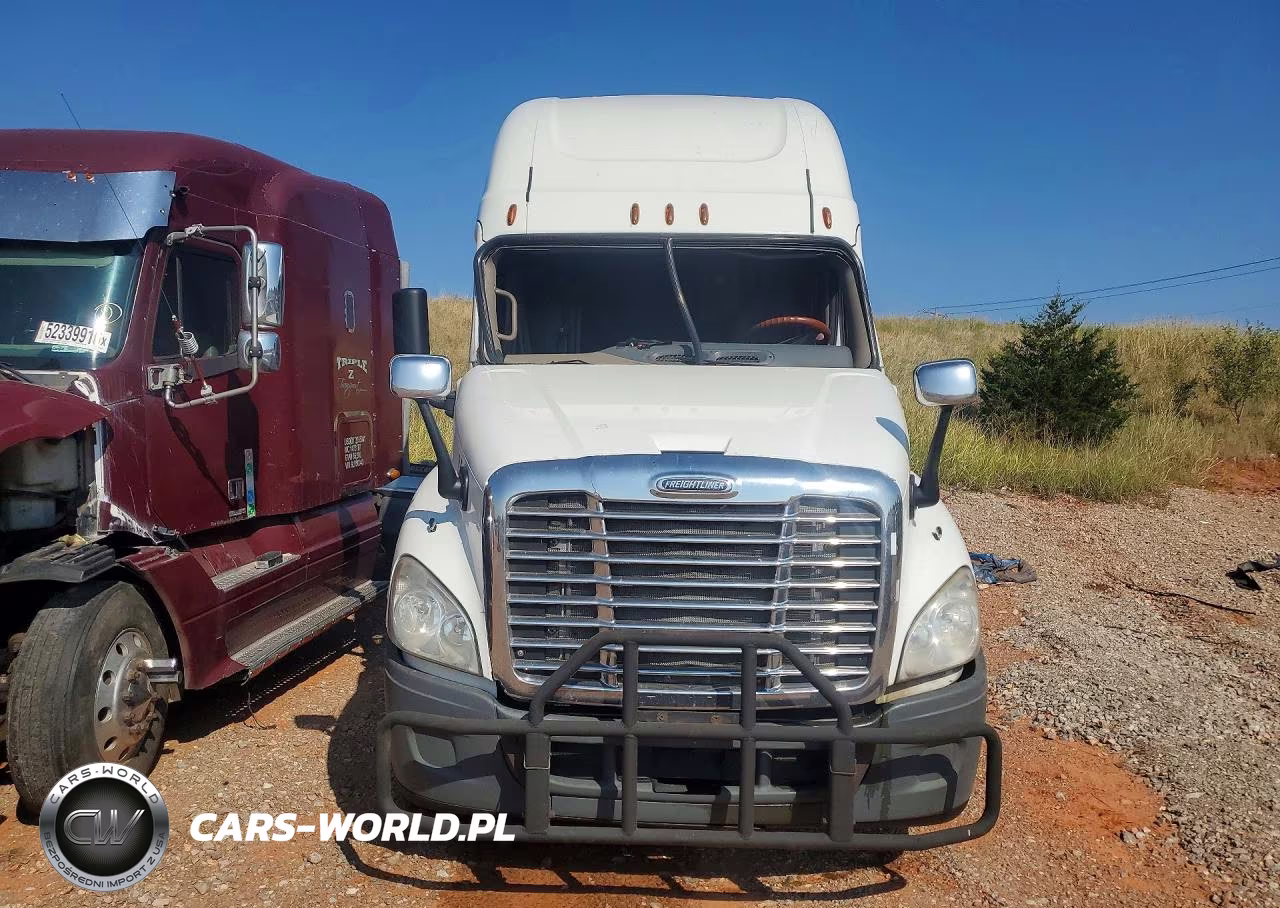 2016 Freightliner Cascadia 125 Semi Truck VIN:3AKJGLBG8GSHT6768 - 5