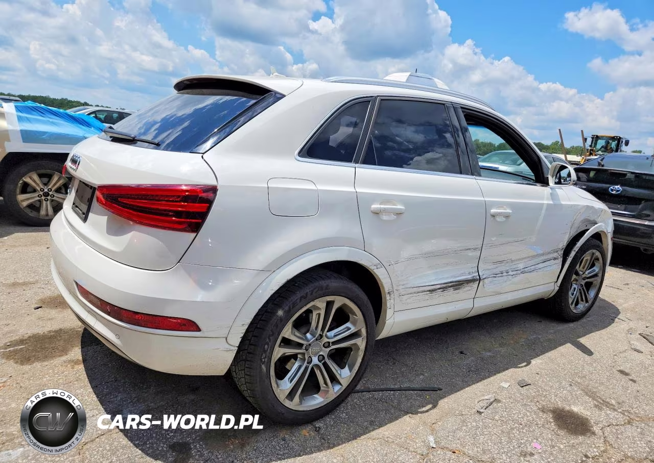 2015 Audi Q3 Prestige VIN:WA1FFCFS7FR009800 - 3