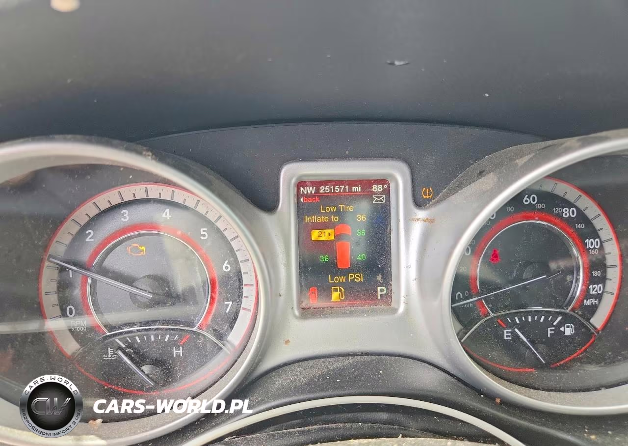 2019 Dodge Journey Se VIN:3C4PDCBB0KT804582 - 9