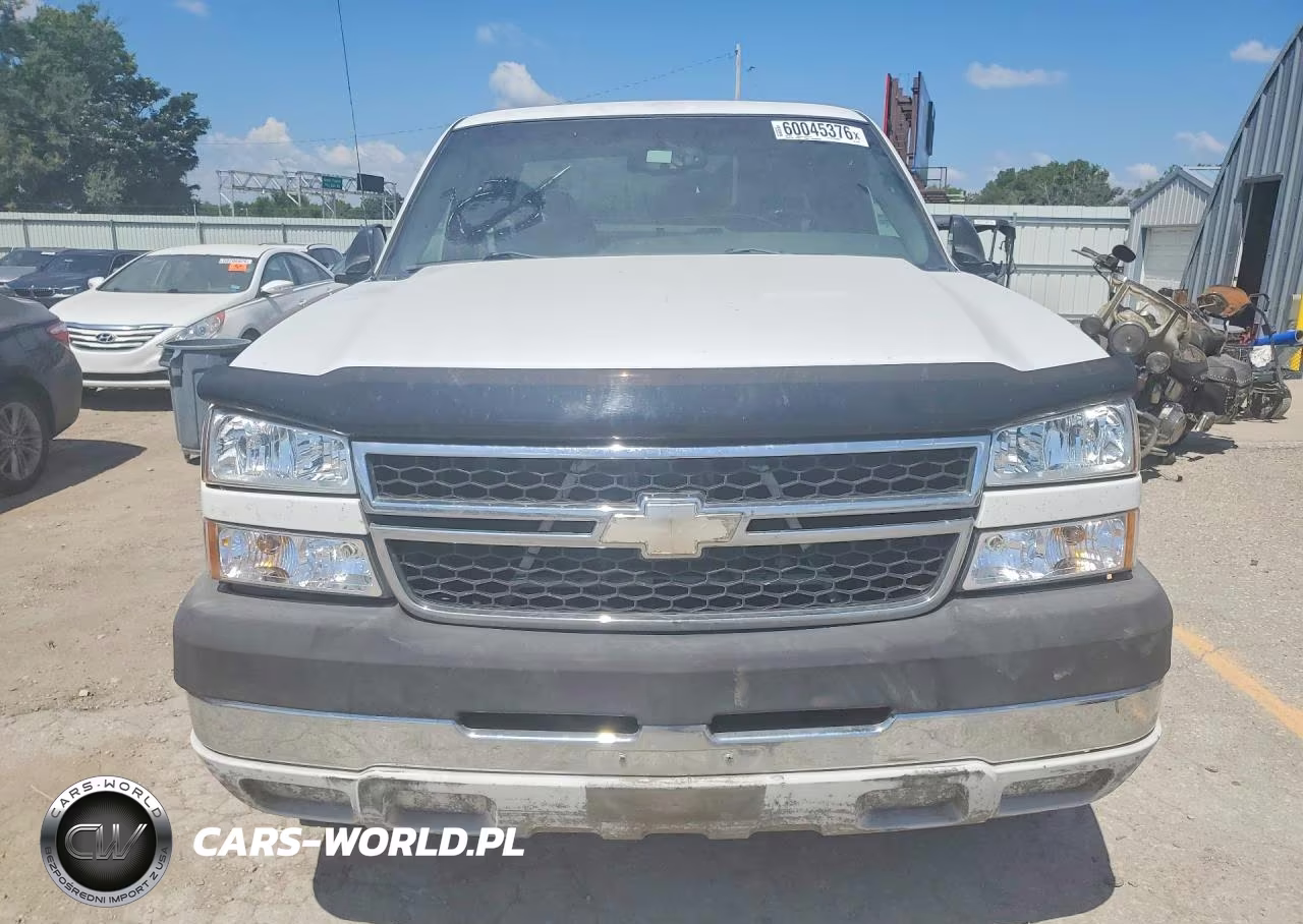 2006 Chevrolet Silverado C2500 Heavy Duty VIN:1GCHC29UX6E266438 - 5