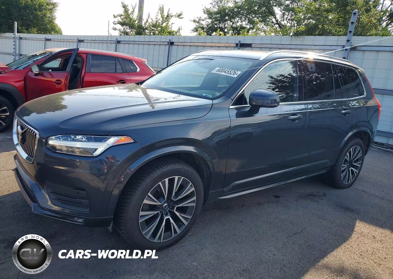2022 Volvo Xc90 T5 Momentum – zdjęcie 1 z 13