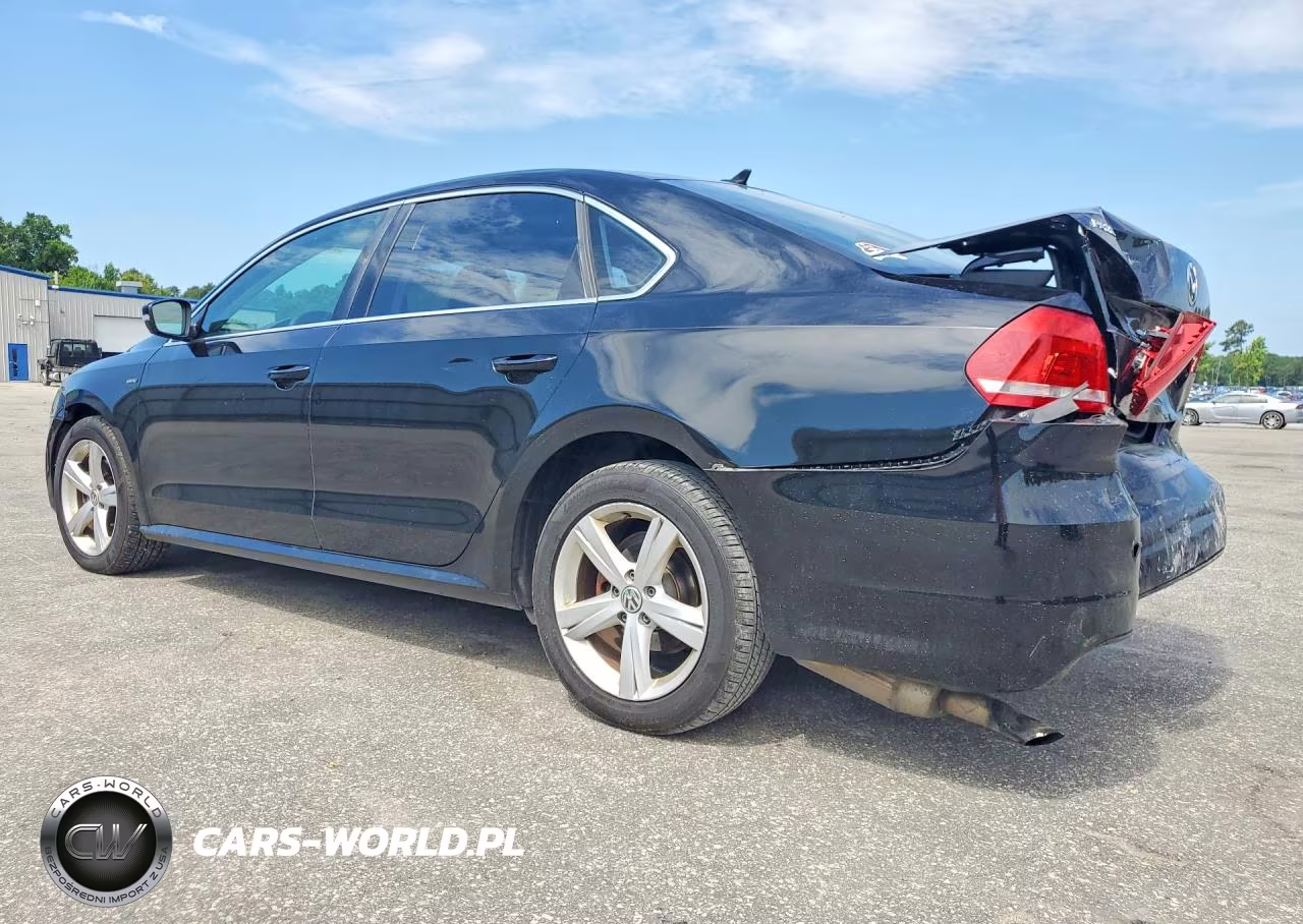 2015 Volkswagen Passat S VIN:1VWAS7A34FC113812 - 2