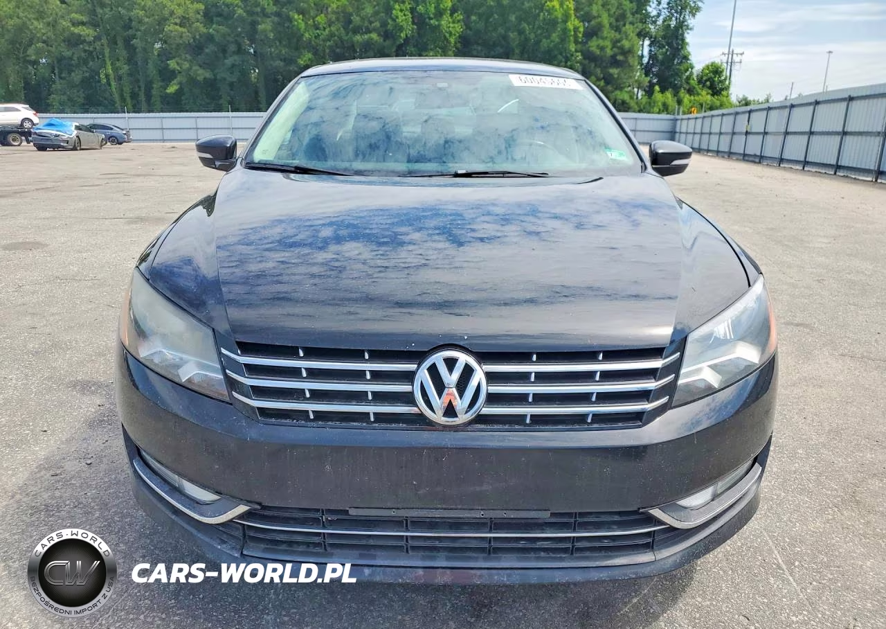 2015 Volkswagen Passat S VIN:1VWAS7A34FC113812 - 5