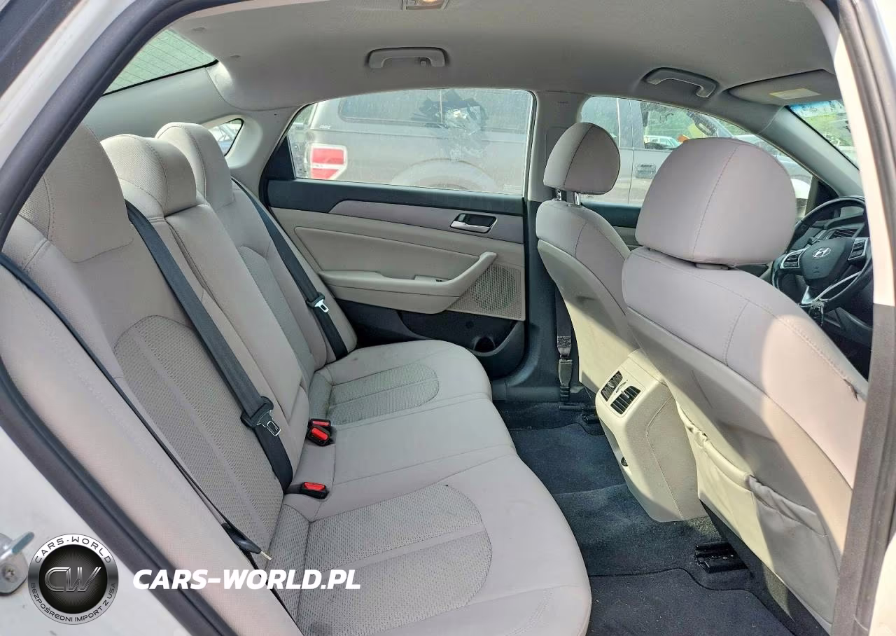 2018 Hyundai Sonata Sel+ VIN:5NPE34AF6JH728112 - 10