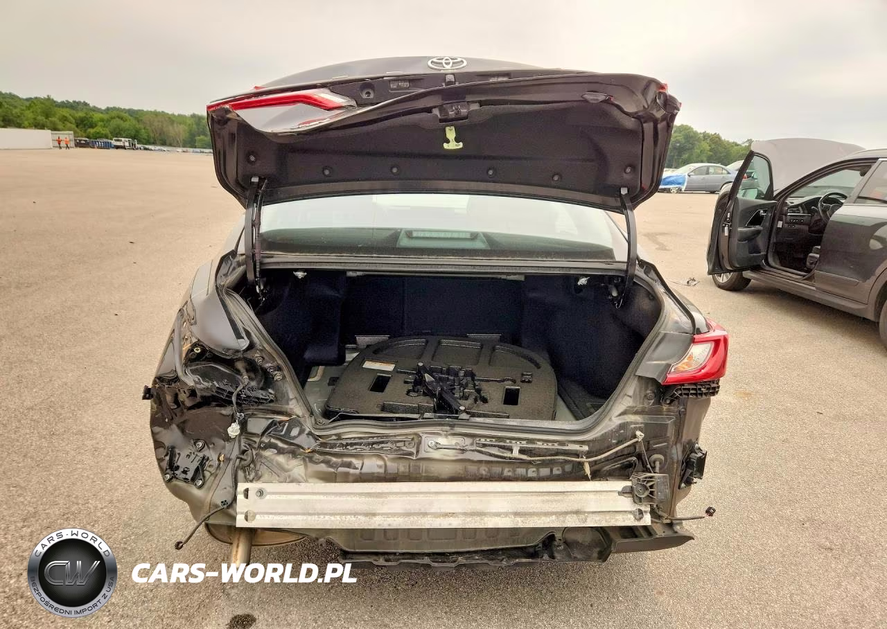 2025 Toyota Camry Le VIN:4T1DAACK5SU015943 - 6
