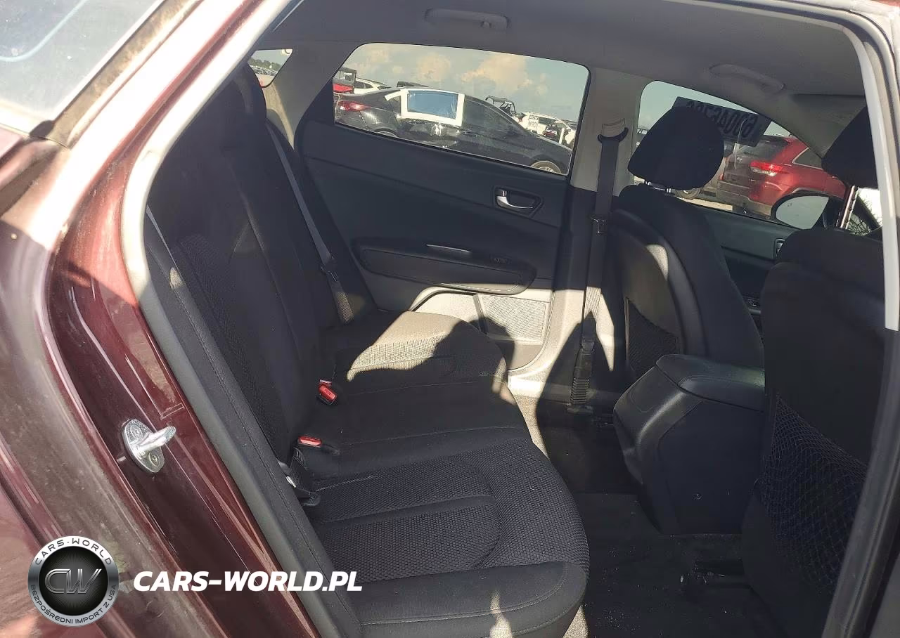 2020 Kia Optima Lx VIN:5XXGT4L37LG451500 - 10