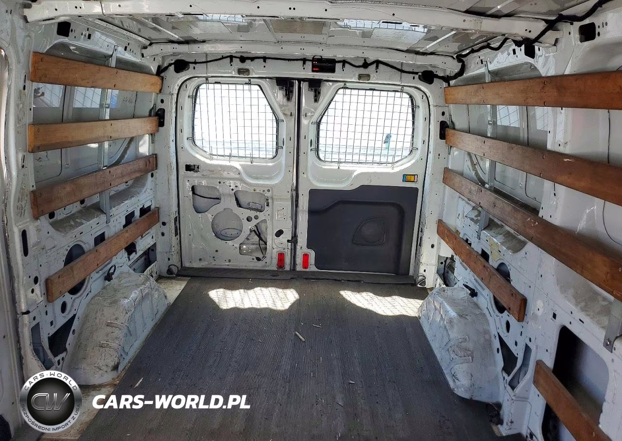2015 Ford Transit T-250 VIN:1FTNR1ZM5FKA46945 - 10
