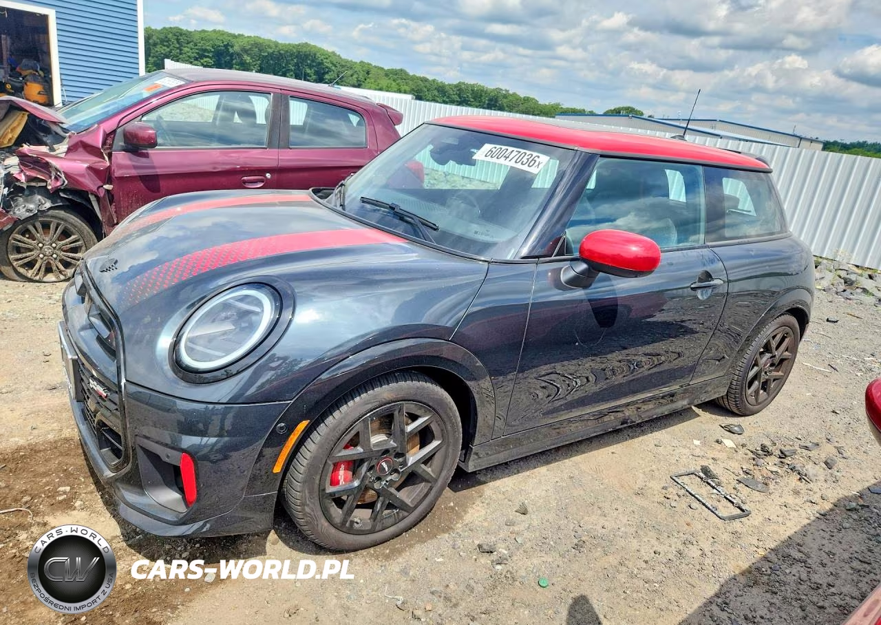 2025 Mini Cooper John Cooper Works – zdjęcie 1 z 12