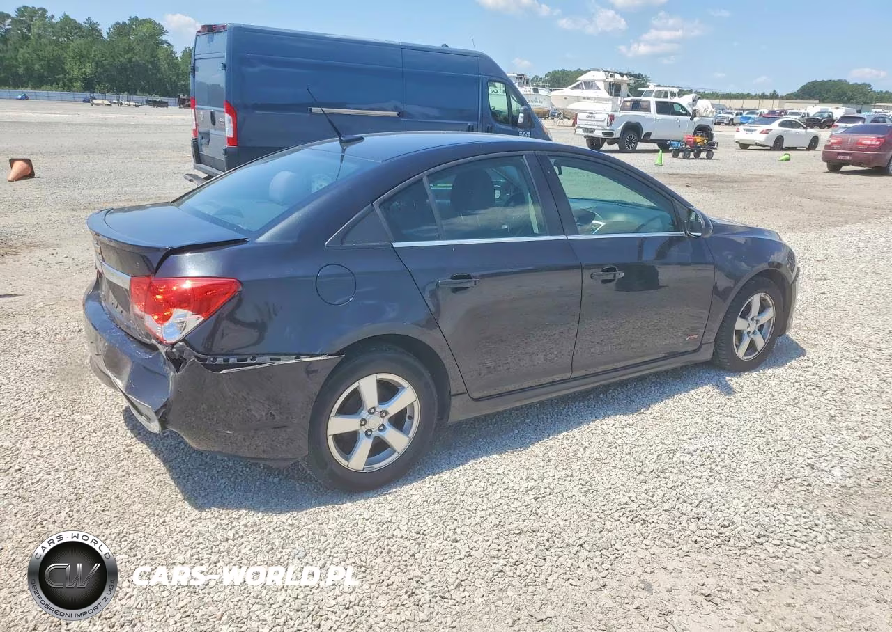 2013 Chevrolet Cruze Lt VIN:1G1PC5SB5D7228096 - 3