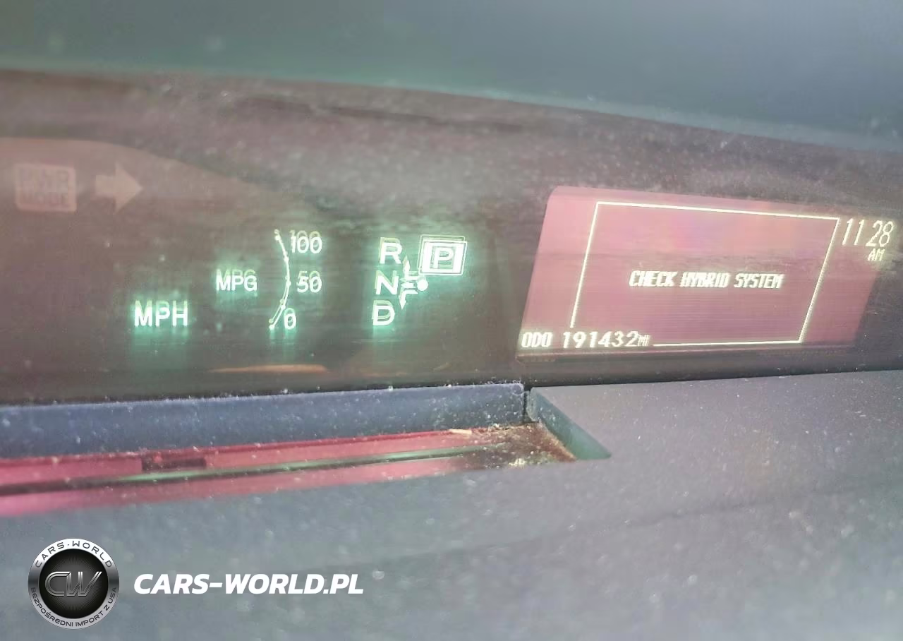 2011 Toyota Prius Two VIN:JTDKN3DU6B0257174 - 9