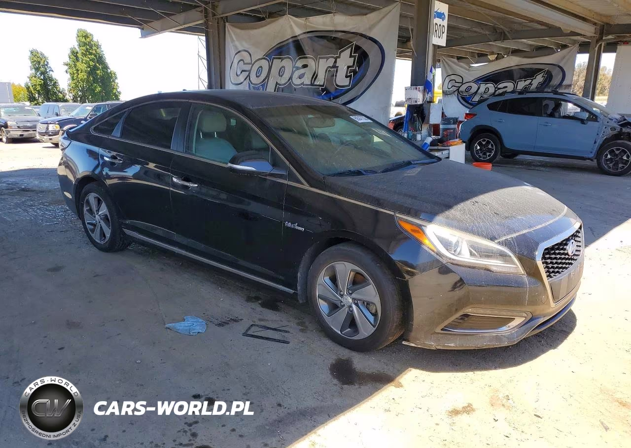 2017 Hyundai Sonata Hybrid Limited VIN:KMHE34L3XHA064476 - 4