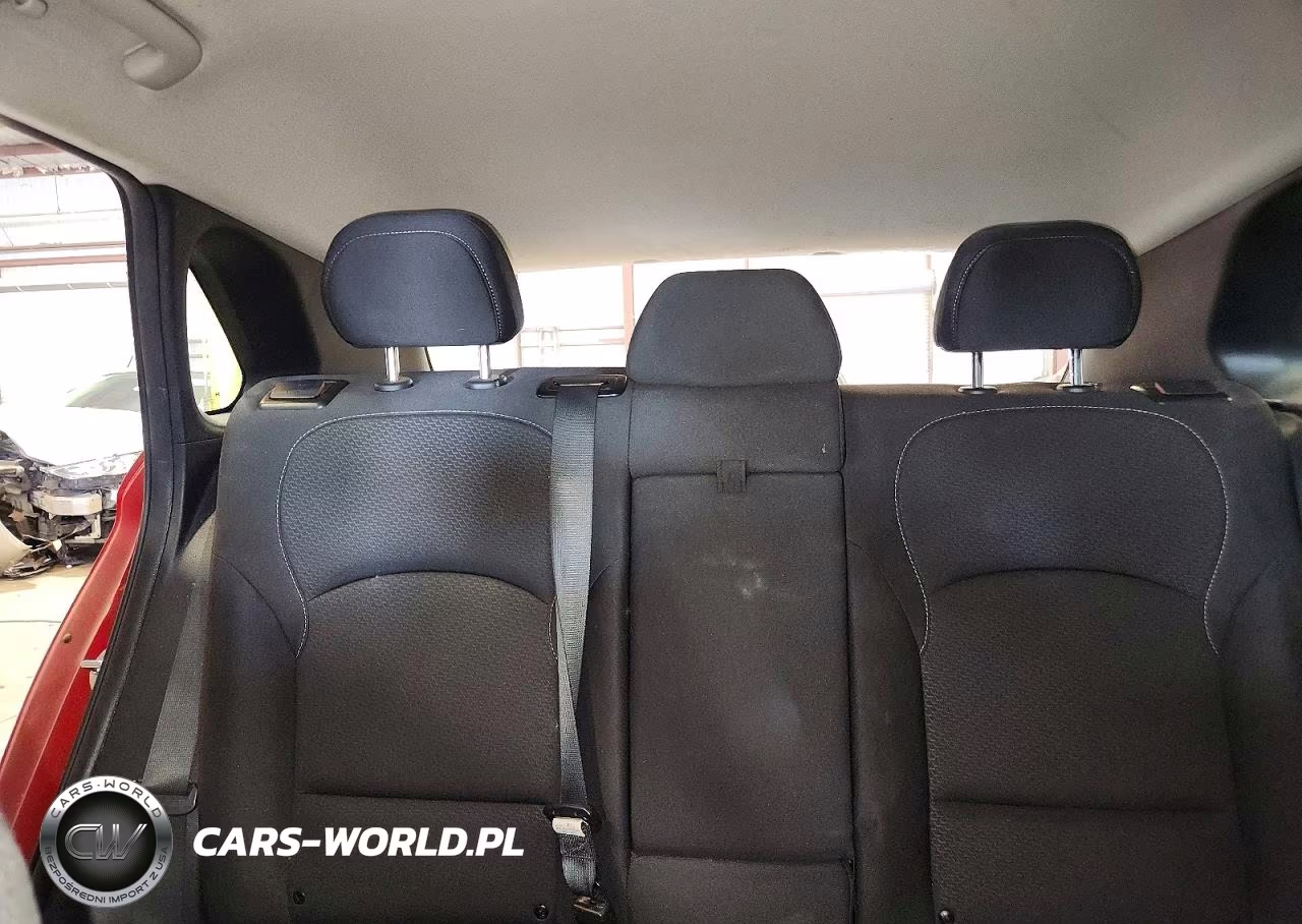 2018 Hyundai Elantra Gt Base VIN:KMHH35LE0JU031091 - 10