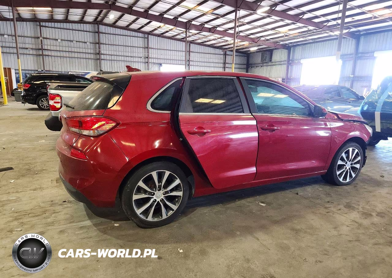 2018 Hyundai Elantra Gt Base VIN:KMHH35LE0JU031091 - 3