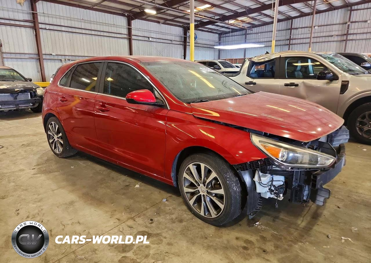 2018 Hyundai Elantra Gt Base VIN:KMHH35LE0JU031091 - 4