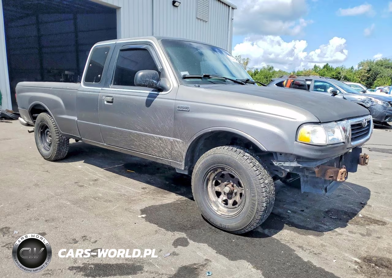 1998 Mazda B2500 Cab Plus VIN:4F4YR16C4WTM35134 - 4