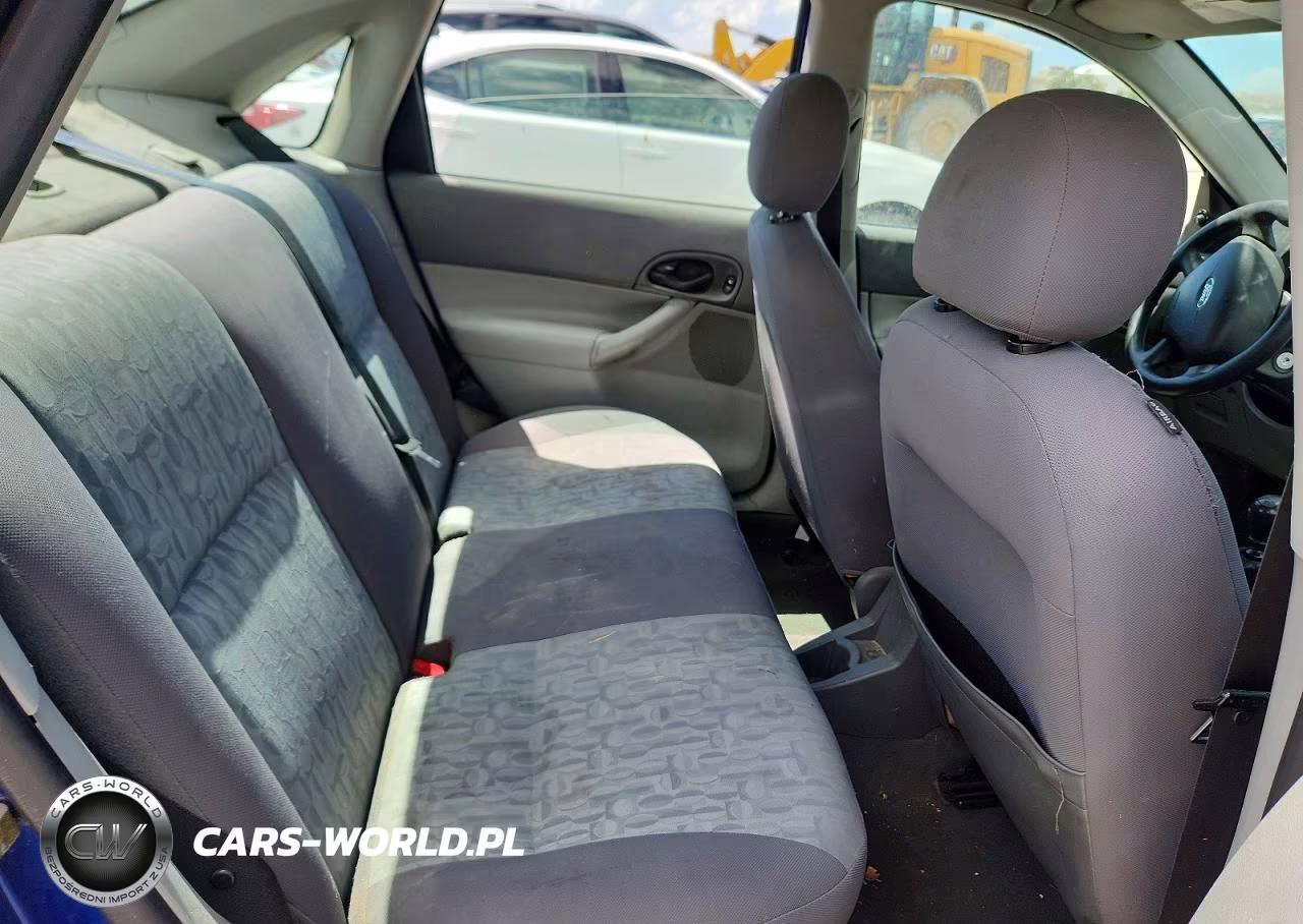 2005 Ford Focus Zx4 VIN:1FAHP34N15W186552 - 10
