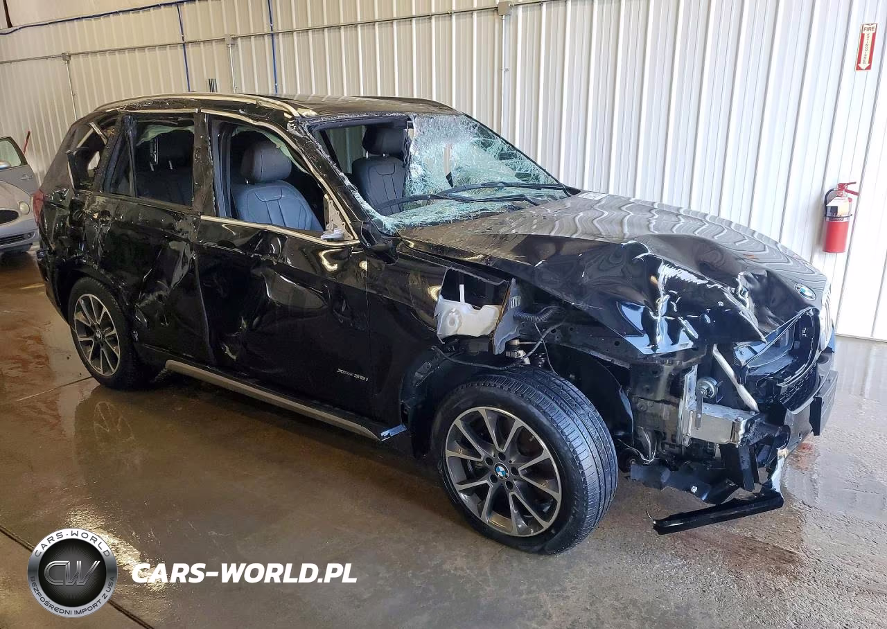 2018 BMW X5 xDrive35I VIN:5UXKR0C53JL075909 - 4