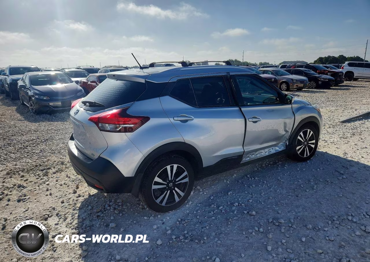2019 Nissan Kicks Sv VIN:3N1CP5CU2KL497677 - 3